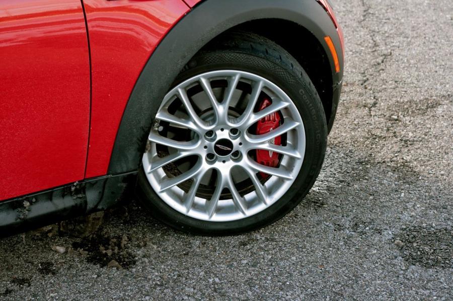  Mini Clubman JCW 2009 года  (фото 28 из 31)